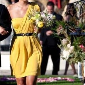 GREAT CONDITION!! BCBG Max Azria Canary Yellow dress Size 2